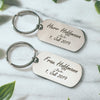 Image of Ein Paar personalisierte Schlüsselanhänger für Pärchen und Frischverheiratete